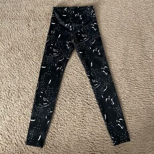 Under Armour compression cold gear leggings